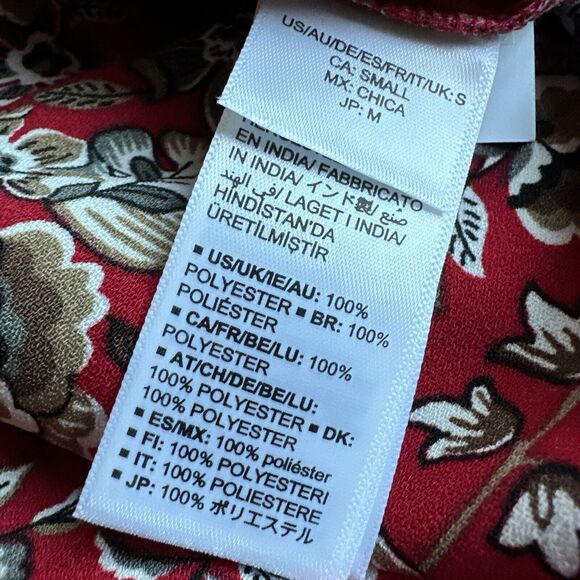 Making the Cut Size Small Season 3 Red Floral Crepe Pleated Wide Leg Pants NWT - Picture 2 of 8